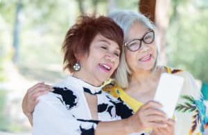 asian-family-taking-photo